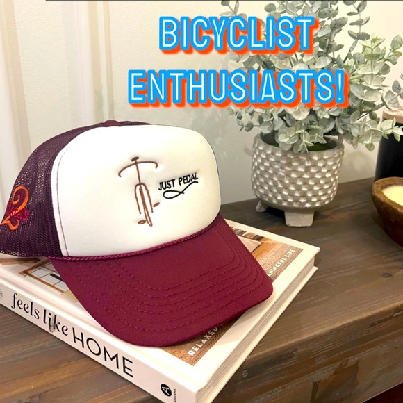 Biking inspired Snap Back Hat NWT - Picture 1 of 3